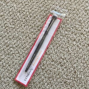 NEW Ulta Beauty Blending Shadow Brush Eyeshadow Tool Small NIB